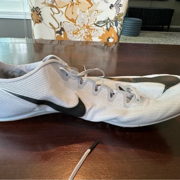 Nike Zoom 400 Track Cleats - Picture 3 of 6